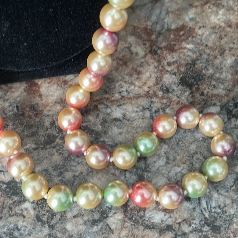 JOAN RIVERS NECKLACE - Picture 8 of 13